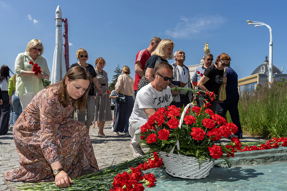 Ваш подвиг бессмертен наша память вечна картинки